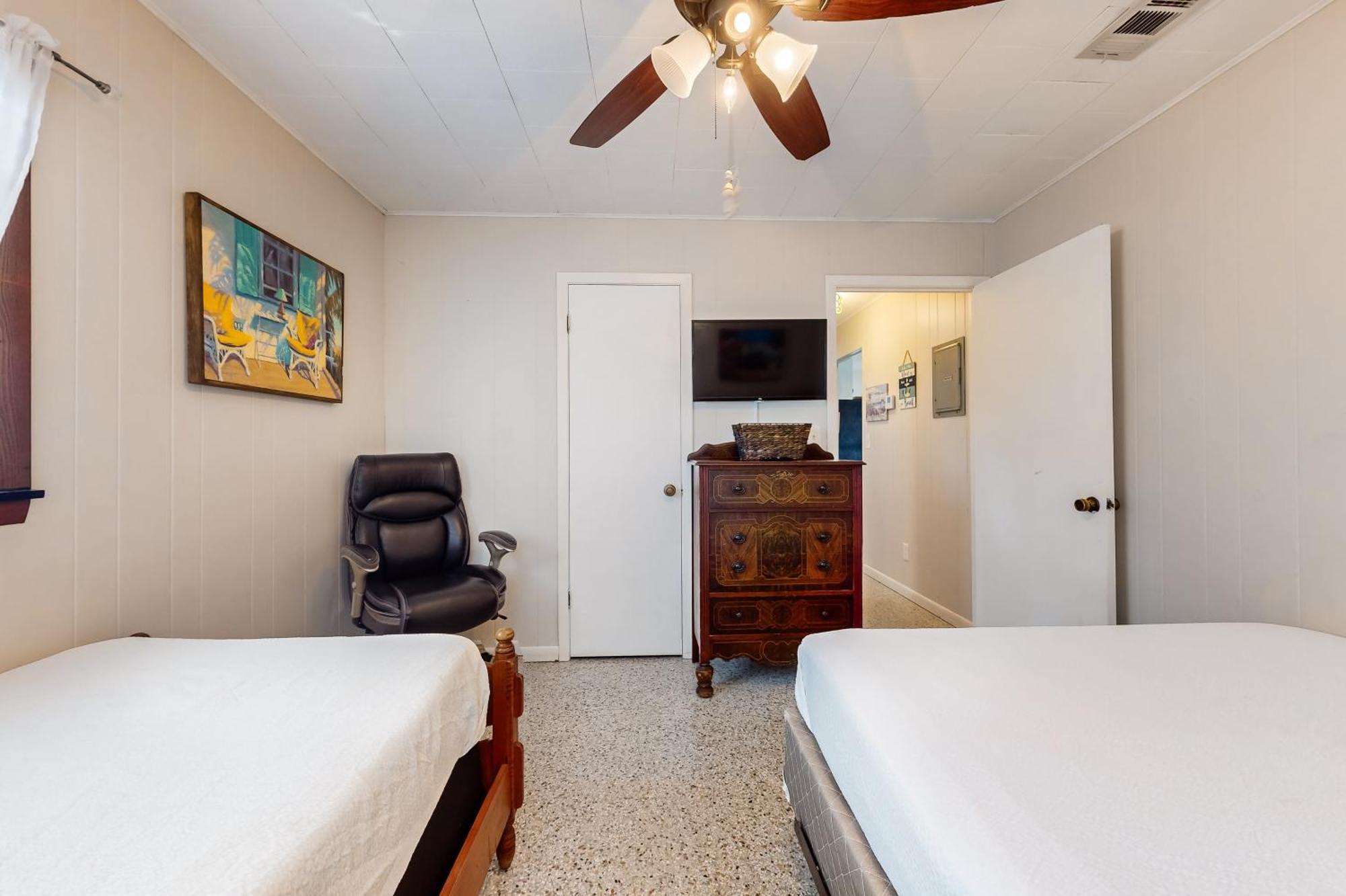 Sunnyside House And Holiday home